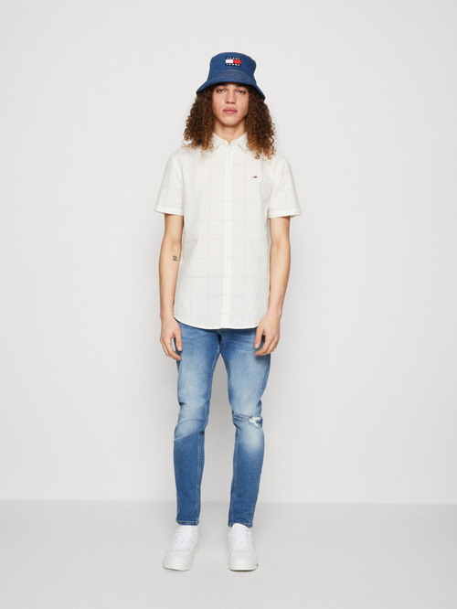 Tommy Jeans pánska biela košeľa s krátkym rukávom